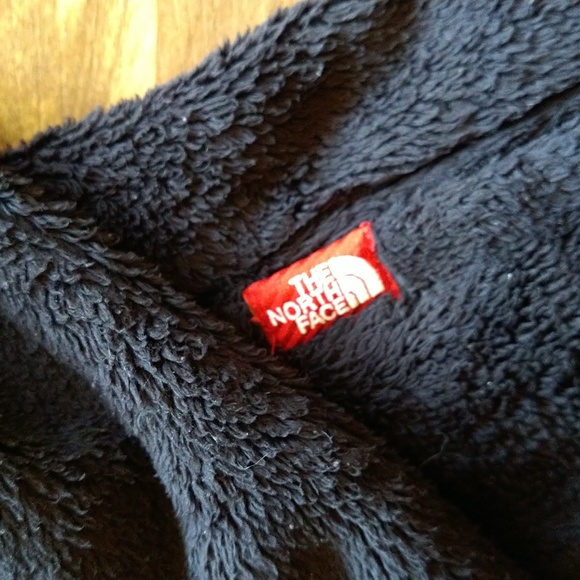 Women's North Face pullover - Picture 3 of 3